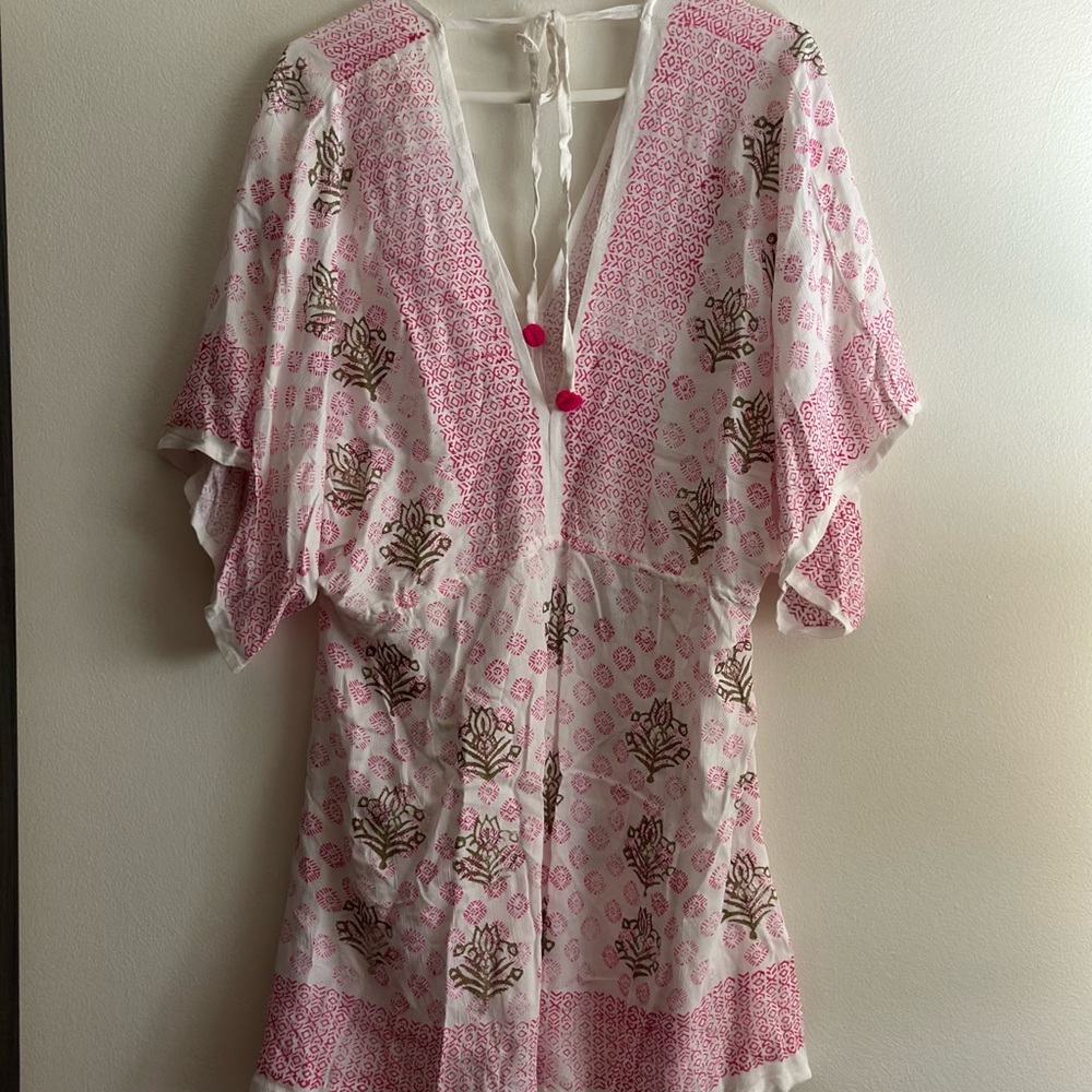 Floral Pink and White Beach cover up - Picture 3 of 5